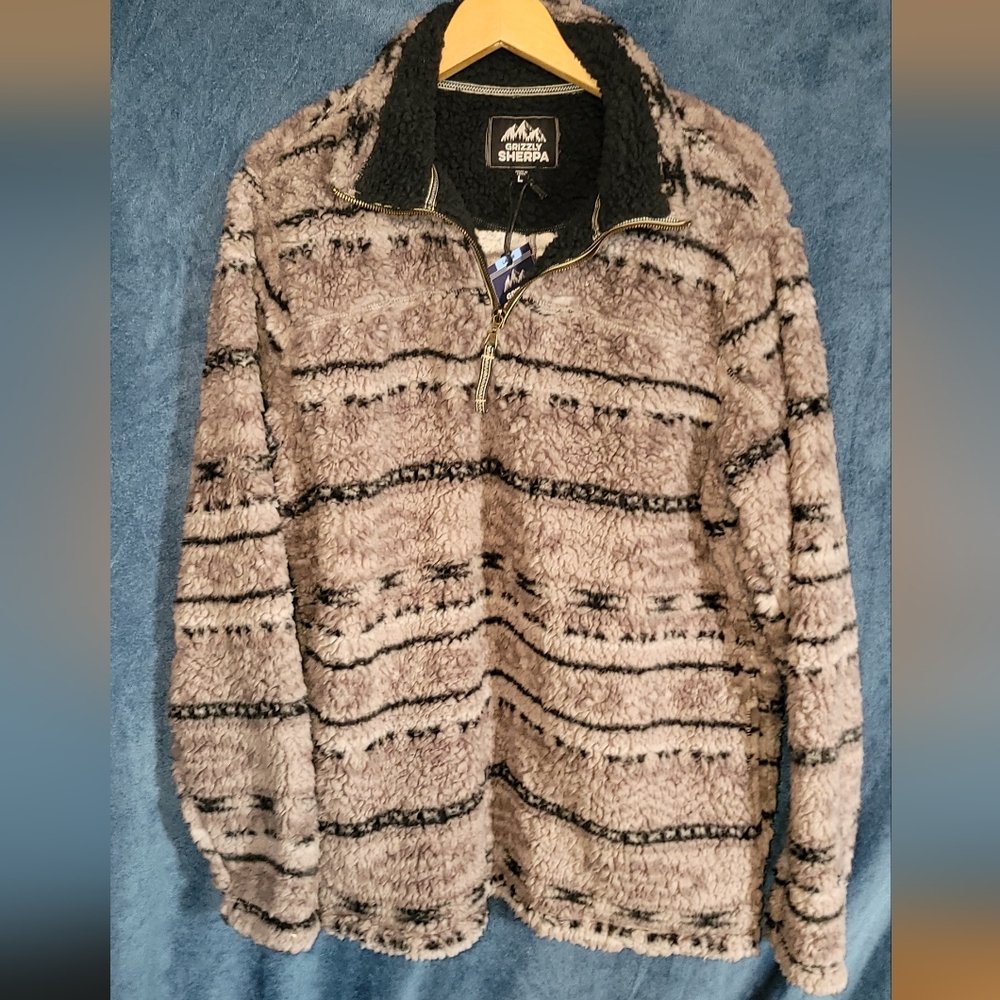 Sherpa Gray and Black Fleece Zip-Up Sweater